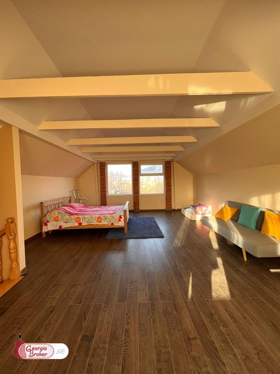 იყიდება ახალი გარემონტებული 5 ოთახიანი სახლი დუშეთის მუნიციპალიტეტში